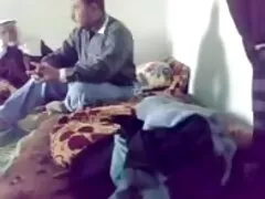 Dicen que lleva una compañía xxxcaserosmexicanos negra.