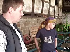 Un nuevo videoscaserosxxxmexicanos estudiante enojado está haciendo el amor.