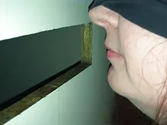 Hentai videosxxxcaserosmexicanos chica mierda baño público.