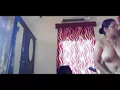 Los techos rojos xnxx mexicanas caseros dan una vista desde arriba.