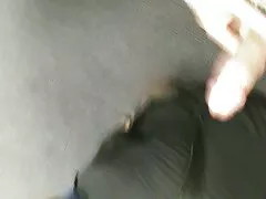 El chico tiene muchos culos elegantes 
